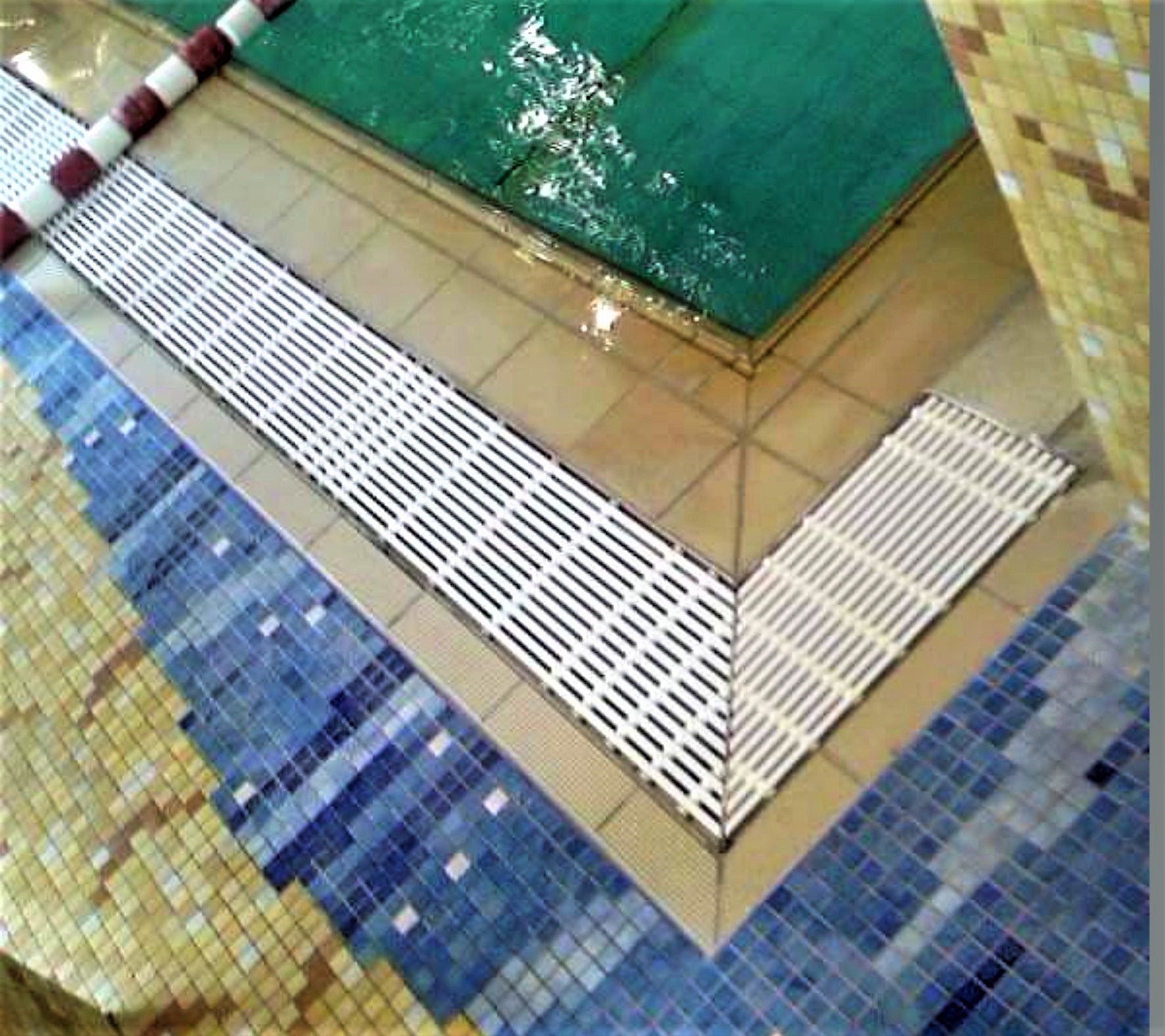 ADO Schwimmbadroste RA Referenz Aachen
