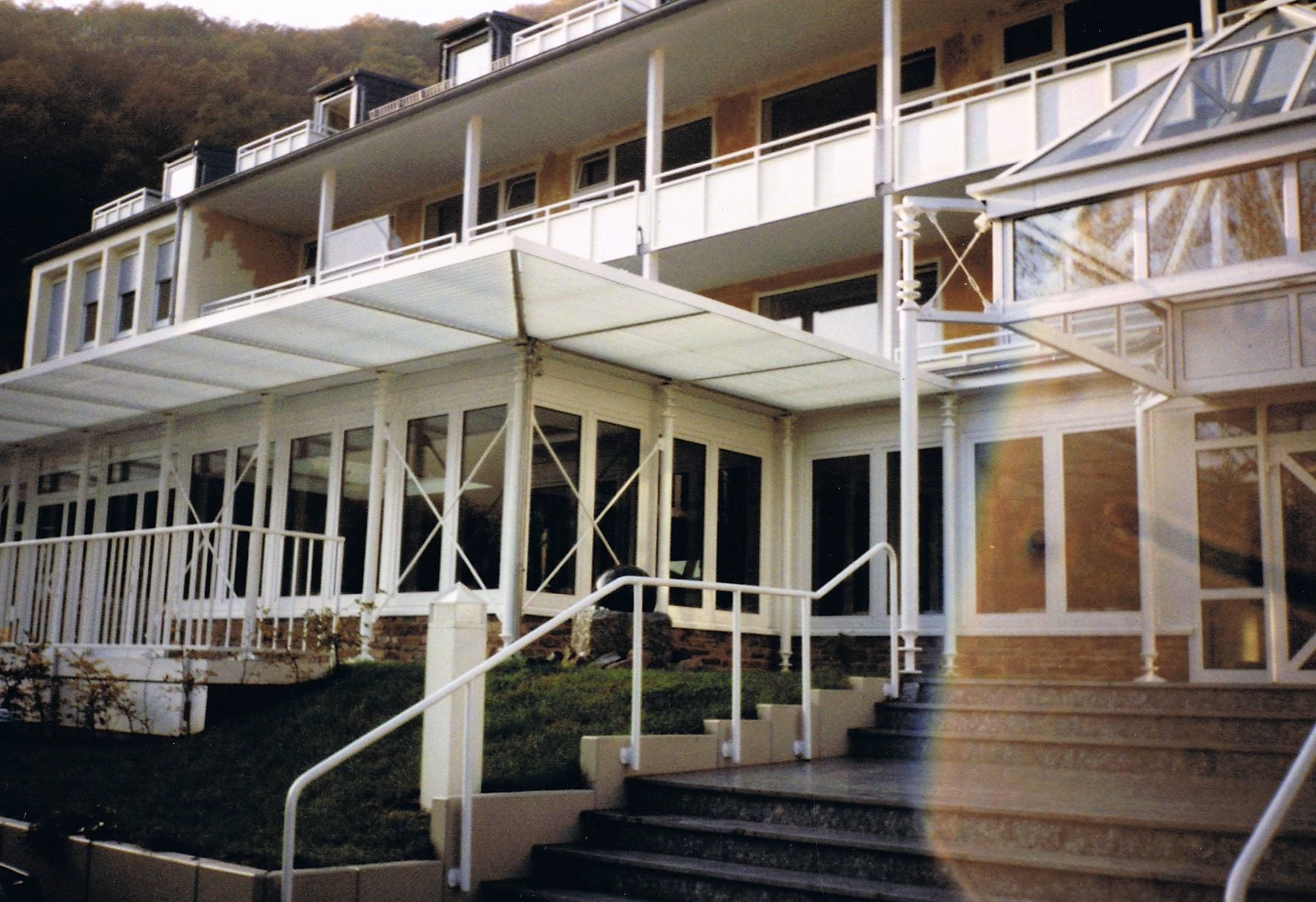 ADO Sonnenschutz SB aus Aluminium Referenz Bad Bertrich