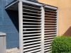 ADO Sonnenschutz SB-EL aus elliptischen Aluminium-Hohlprofillamellen Eingangsbereich 